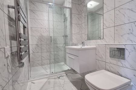 High Street - Photo 5