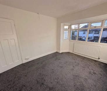 3 bedroom House To Let - Photo 5