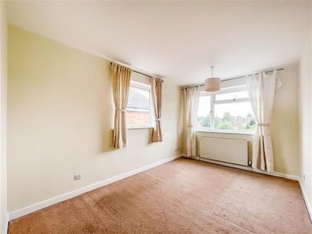 4 bedroom detached house to rent - Photo 5