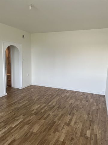 Burspråksvägen, 2 rooms Unfurnished - Foto 2