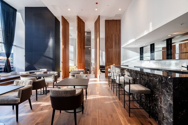 Boul. René-Lévesque O., H3G 0H6, Montréal - Photo 1