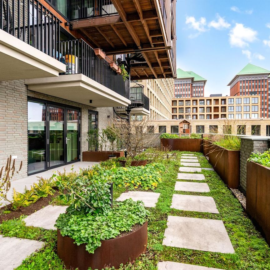 Appartement te huur: Rijnlandlaan 221 1062 MX Amsterdam - Foto 1