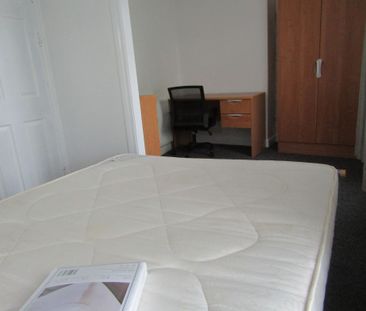 1 bed House Share - To Let - Photo 6