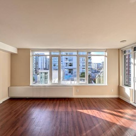 2BR+1 Bath - Pet Friendly + Gym/Games Room/Rooftop - Photo 3