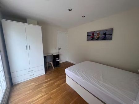 Calle de Basilio de Prado, Madrid, Community of Madrid 28035 - Photo 5