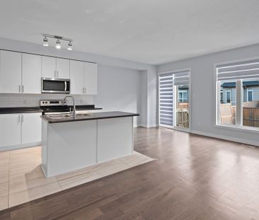For Lease - 153 Overberg Way, Kanata, Ontario - Photo 5