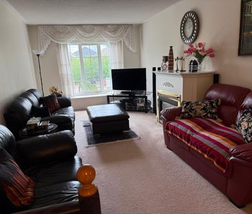 For Lease - 5392 Marblewood Drive, Mississauga, Ontario - Photo 6