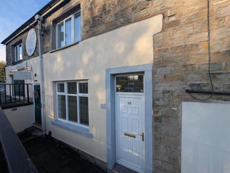 3 bedroom terraced house to rent - Photo 2