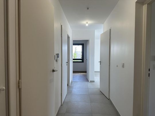 Location Appartement 4 pièces 92m² ANNECY 74370 - Photo 1