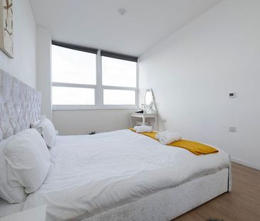 Halfords Lane - Photo 3