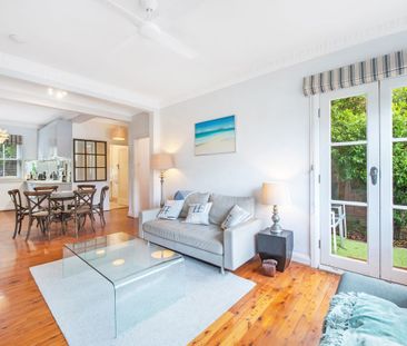 Waterfront Gem On Balmoral Beach - Photo 3