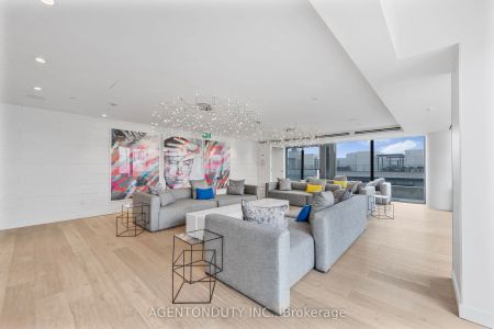 5 Soudan Avenue #807 - Photo 3