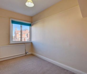 5 bedroom semi-detached house to rent - Photo 5
