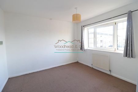 3 bedroom end of terrace house to rent - Photo 5