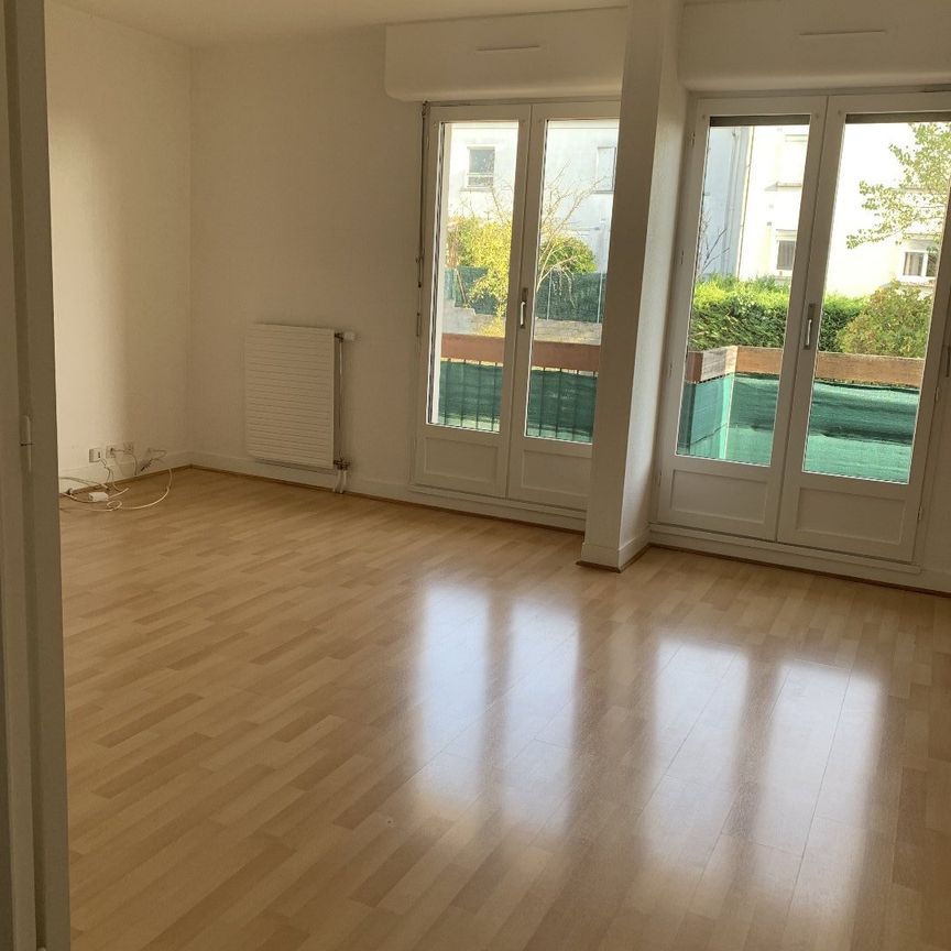 Location Appartement 3 pièces 75m² COGNAC 16100 - Photo 1