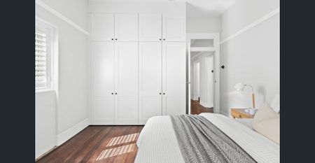 Contemporary 2 Bedroom in Kew Lodge With Lock Up Garage - Photo 3