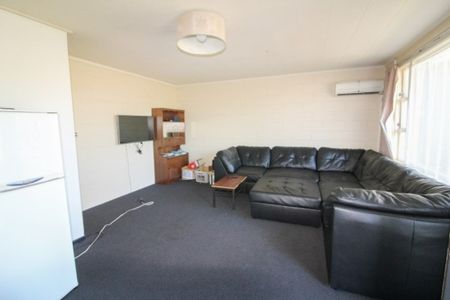 Room 1/9C Heriot Row, Dunedin Central, Dunedin City - Photo 4