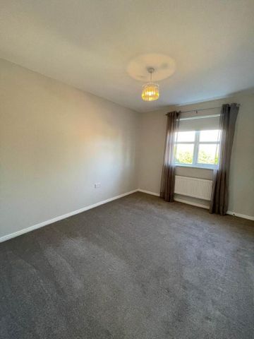 2 bedroom semi-detached house to rent - Photo 2