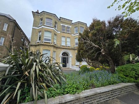 Eaton Gardens, Hove - Photo 2