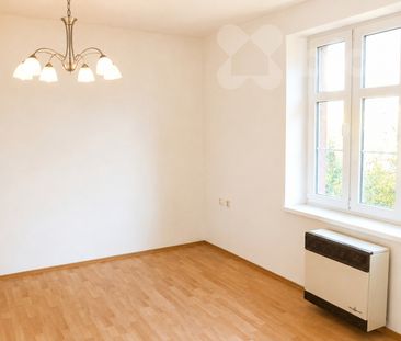 Pronájem bytu 1+1 55 m², nábřeží Benešovo 1675, Dvůr Králové nad Labem - Photo 1