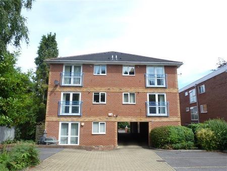 Birches, Poole, 90 Surrey Road - Photo 4