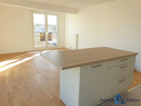 Location Appartement 5 pièces 83m² COMPIEGNE 60200 - Photo 2