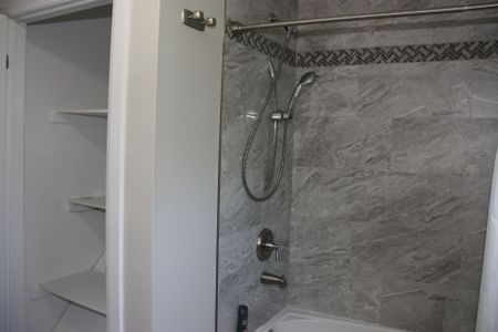 For Lease - 1042 Goshen Road, Innisfil, Ontario - Photo 2