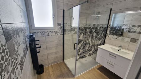 Location Appartement 2 pièces 47m² - Photo 5