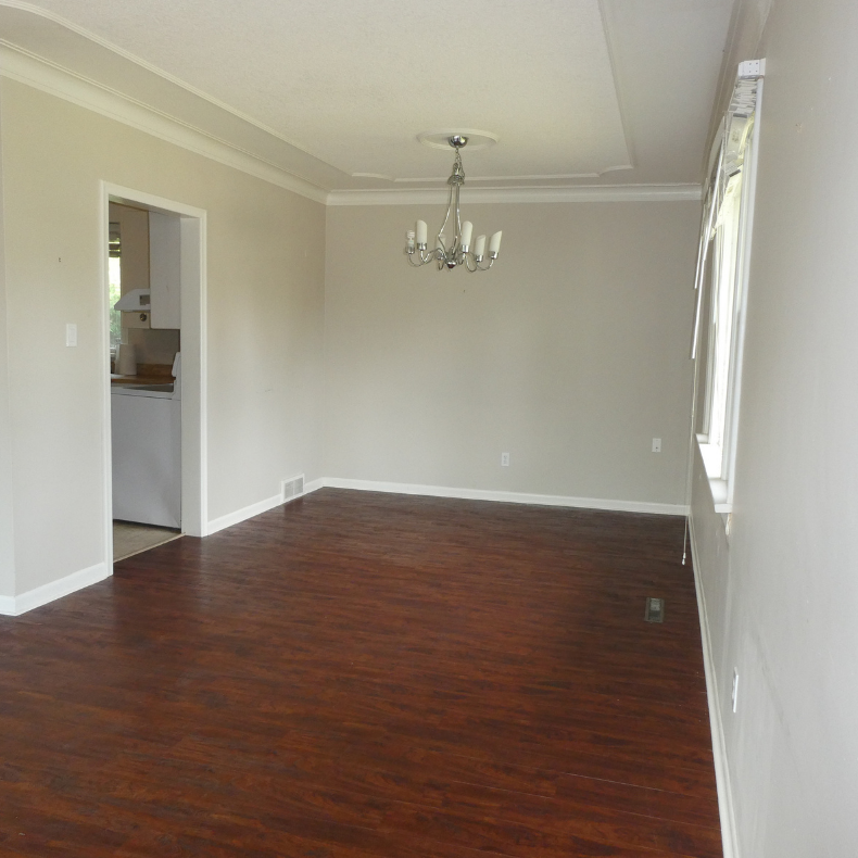 3 Bedroom Main Floor – Walking Distance to U of S - Photo 1