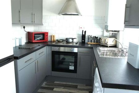 Southey Street, Nottingham, NG7 - Photo 3