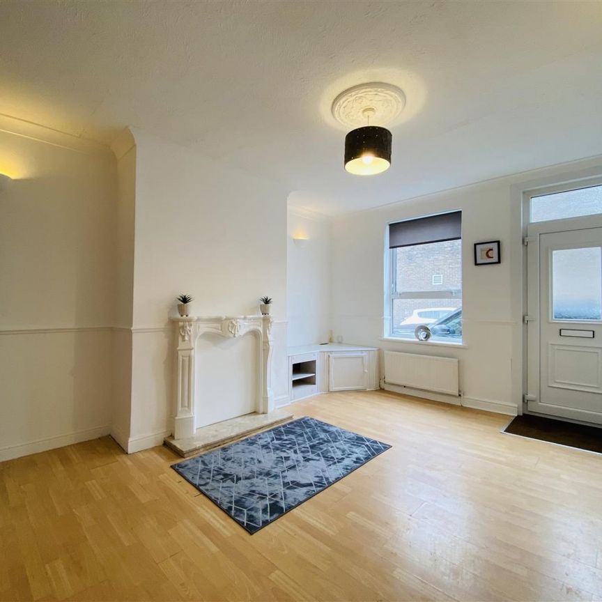 2 bedroom House To Let - Photo 1