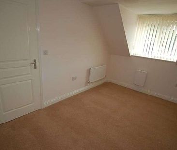 Fir Tree Court, Mildenhall, Bury St. Edmunds, Suffolk, IP28 - Photo 4
