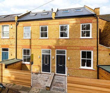 4 bedroom semi-detached house to rent - Photo 5