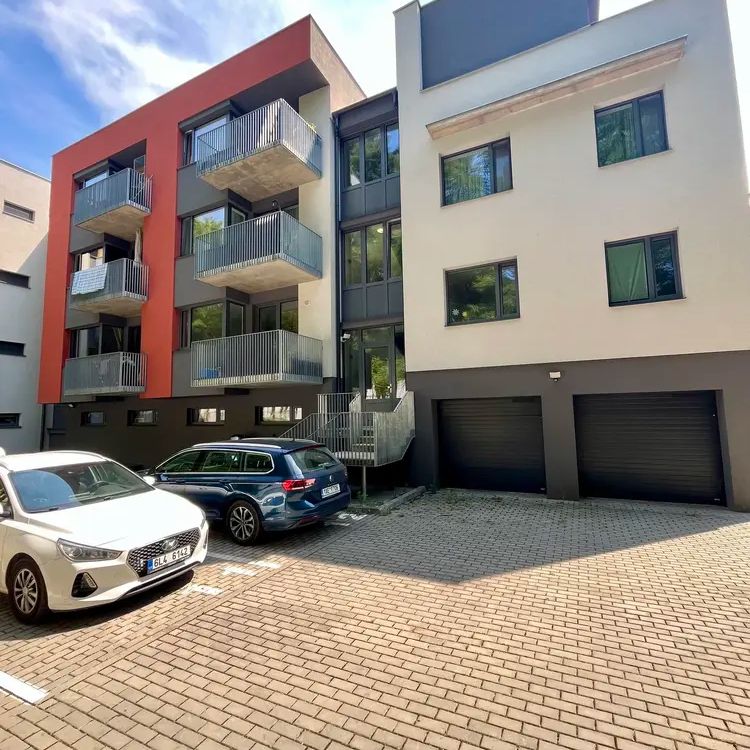 Pronájem bytu 1+kk s vlastním parkovacím stáním, Horní Palava, Blansko, CP 37 m - Fotografie 1