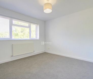 2 bedroom maisonette to rent - Photo 3