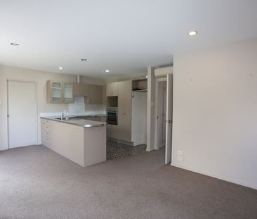 St Martins – two bedrooms, internal access garage, double glazing. - Photo 1