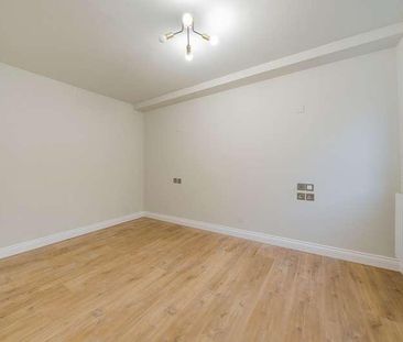 London, SE8 - Photo 3