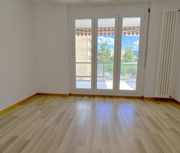 Rent a 2 ½ rooms apartment in Porrentruy - Photo 1