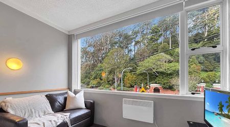 Sharella Living - Photo 2