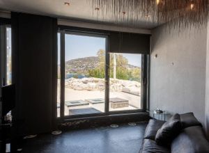 Βίλα για ενοικίαση - Καλύβια Θορικού, - Photo 1