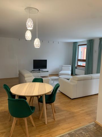 Piękne, jasne 2 pokoje na wynajem, zielona okolica - Photo 4