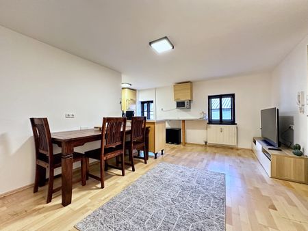 Voll ausgestattete Kurzzeitwohnung in Toplage von Steyr – ideal für Berufstätige oder Reisende - Foto 3