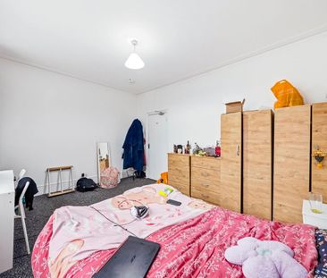 Room in a Shared House, Eleanor Road, E15 - Photo 1