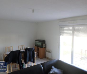 Location Maison 4 pièces 81m² HENIN BEAUMONT 62110 - Photo 2