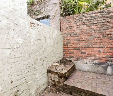 2B Foley Street, Darlinghurst NSW 2010 - Townhouse For Rent | Domain - Photo 2