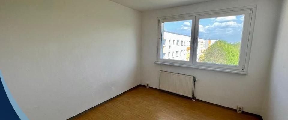 Schöne 3- Raum- Wohnung in Wolfen mit Balkon - Foto 1