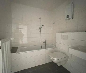 Miet mich - praktische 2-Zimmer-Dachgeschosswohnung - Photo 6