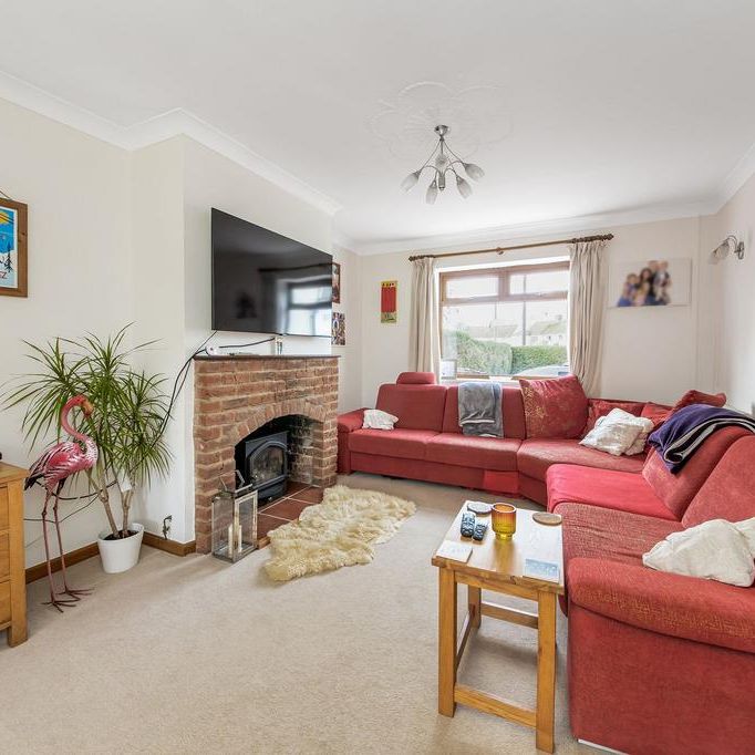 4 bedroom semi-detached house to rent - Photo 1