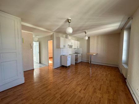 Location Appartement 2 pièces 37m² CLERMONT FERRAND 63000 - Photo 3