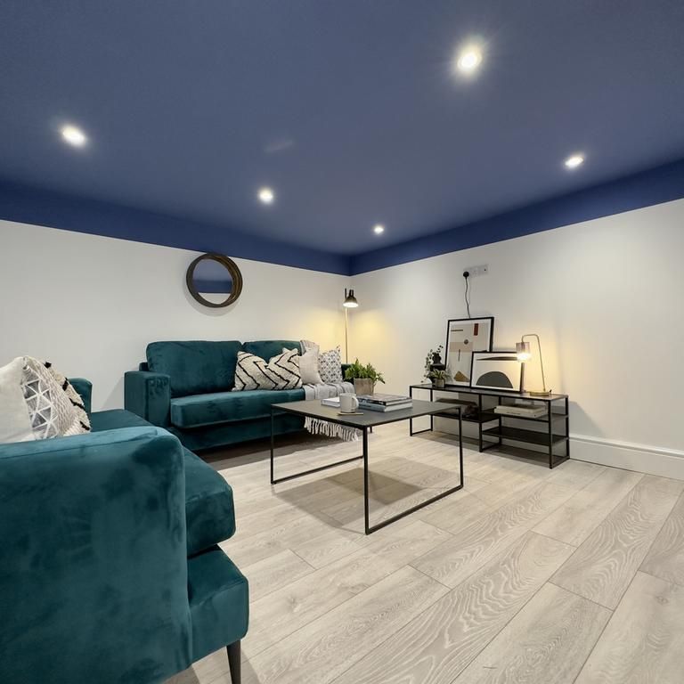 6 bedroom house to rent - Photo 1